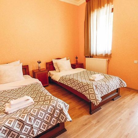 Hotel Sweet Home Telavi Luaran gambar
